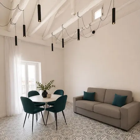 Apartamento Le Terrazze Pitt 2 *